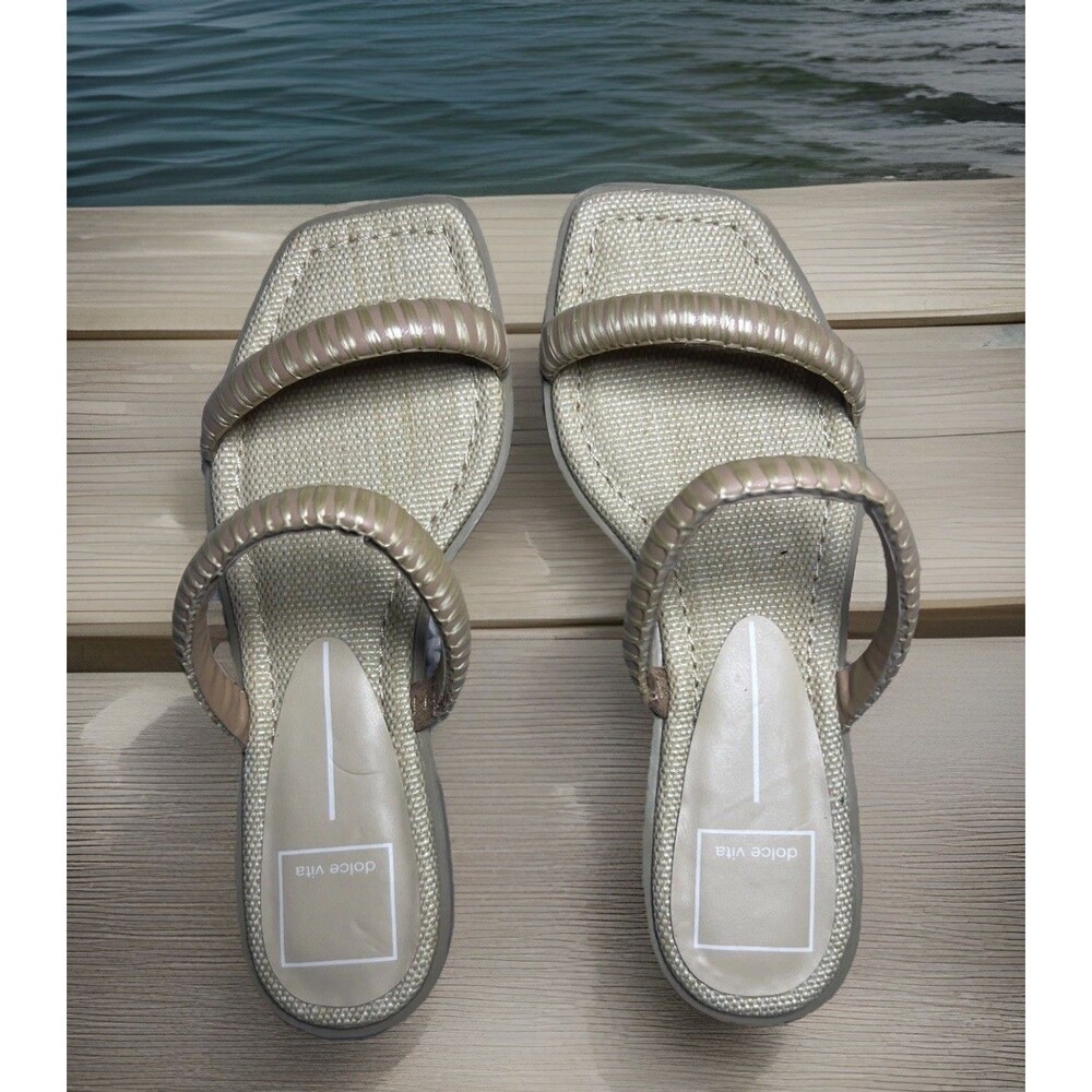 NEW Dolce Vita IRIS Flat Sandal Shoes Natural Raffia & Metallic Strap Nude Sz 8